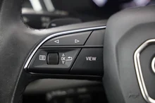 Audi A4 Avant 40 TDI advanced quattro in MYTHOSSCHWARZ METALLIC