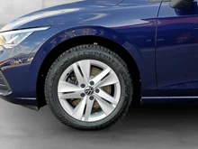 VW Golf Variant Life TDI in ATLANTIK BLUE METALLIC