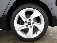 Thumbnail-Foto von Fahrzeug