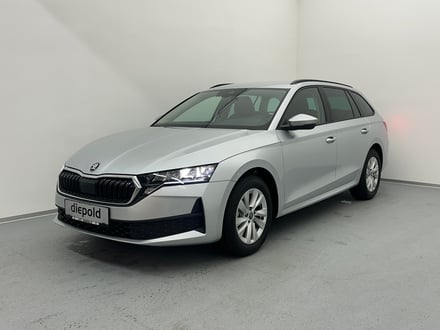 Škoda Octavia Combi Essence TSI mHEV DSG
