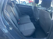 VW Passat Variant Business TDI DSG in Uranograu
