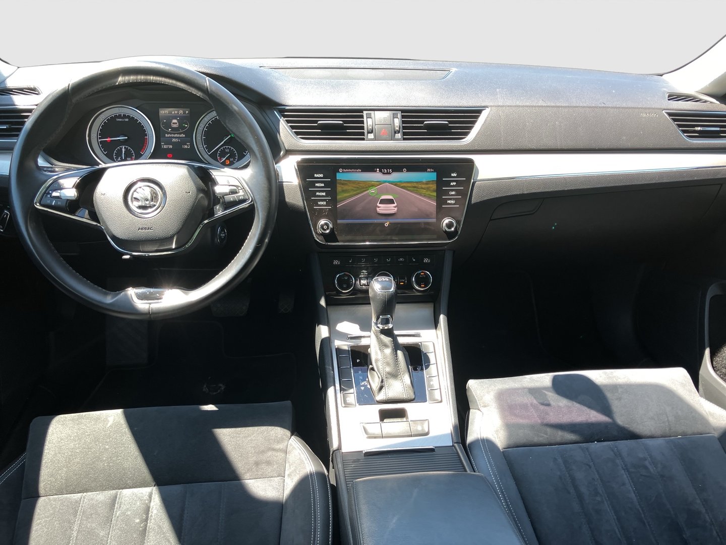 Škoda SUPERB Combi Style TDI DSG | Bild 20 von 25