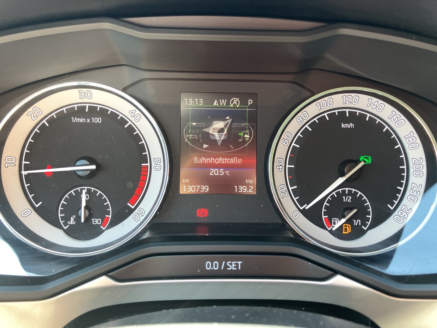 Škoda SUPERB Combi Style TDI DSG | Bild 7 von 25