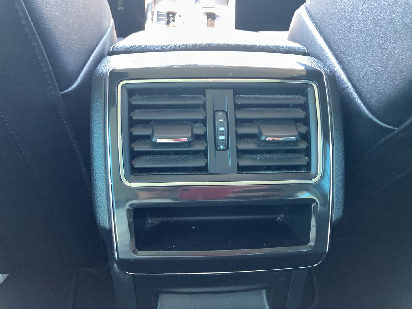 Škoda SUPERB Combi Style TDI DSG | Bild 19 von 25