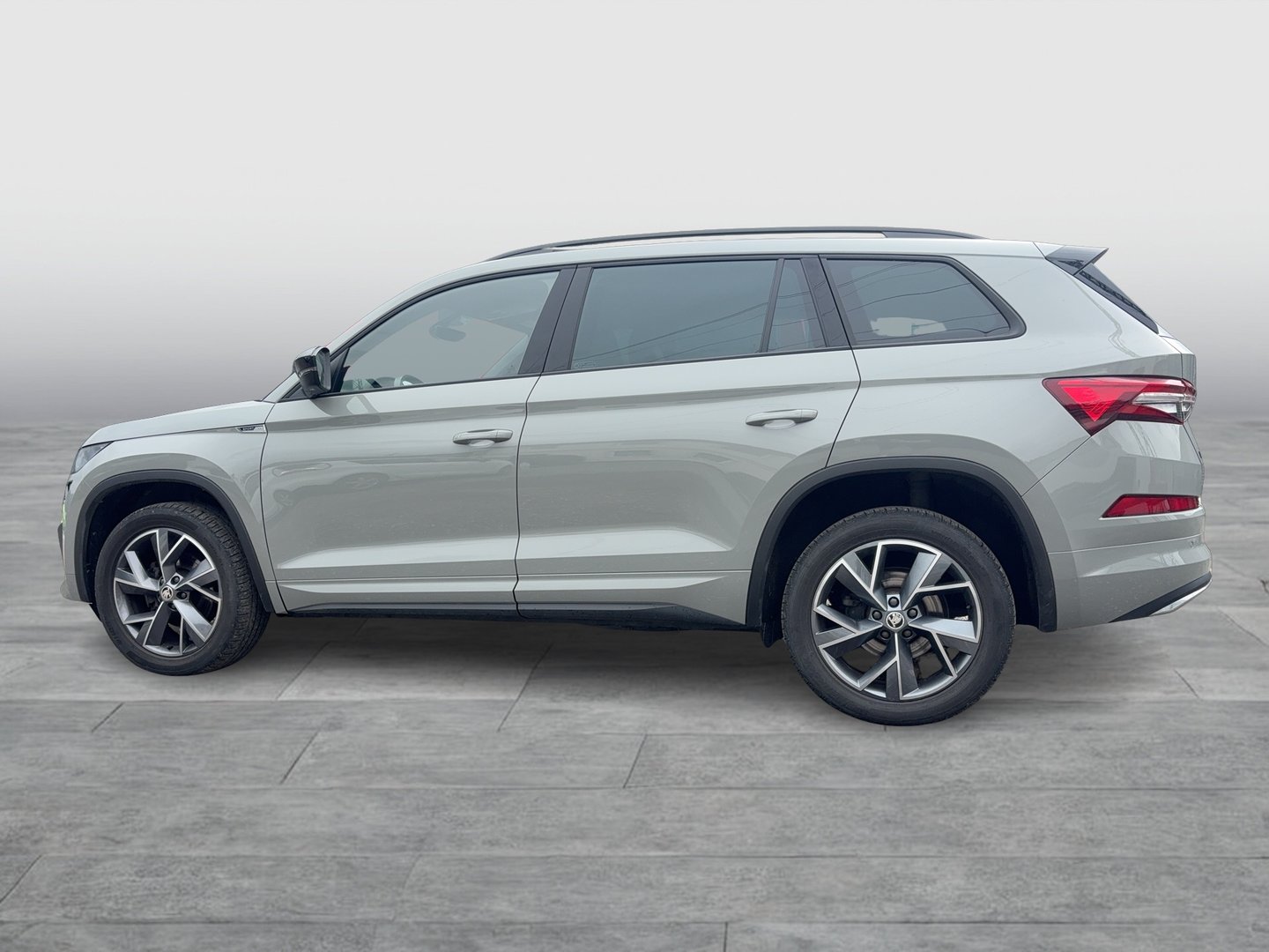 Škoda KODIAQ SPORTLINE TSI ACT DSG | Bild 2 von 18