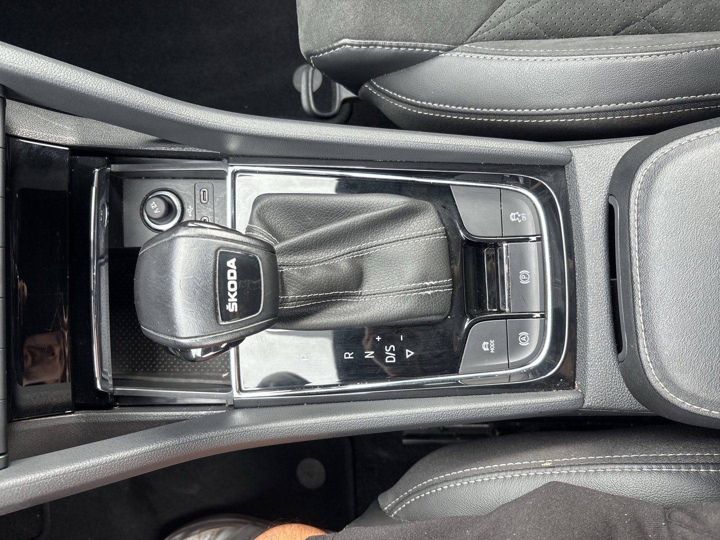 Škoda KODIAQ SPORTLINE TSI ACT DSG | Bild 14 von 18