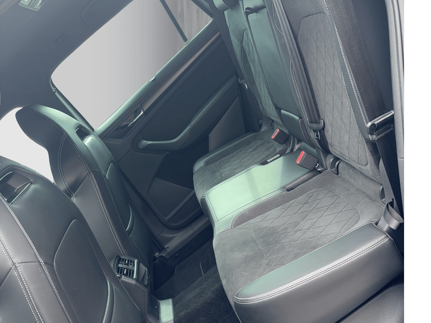 Škoda KODIAQ SPORTLINE TSI ACT DSG | Bild 15 von 18
