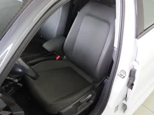 Audi A1 Sportback 25 TFSI S line exterieur in Gletscherweiss Metallic