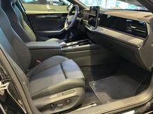 VW Passat Variant Sport eHybrid 150kW in Grenadillschwarz Metallic