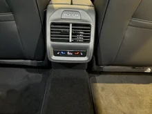 VW Passat Variant Sport eHybrid 150kW in Grenadillschwarz Metallic