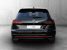 VW Touareg R eHybrid 4MOTION in Tamarindenbraun Metallic