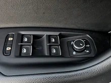 VW Touareg R eHybrid 4MOTION in Tamarindenbraun Metallic