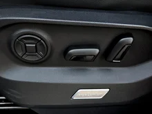 VW Touareg R eHybrid 4MOTION in Tamarindenbraun Metallic