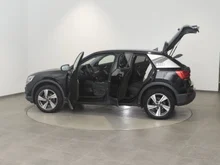 Audi Q2 30 TDI intense in brillantschwarz klar