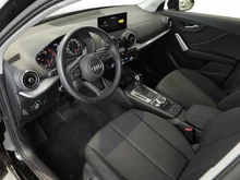 Audi Q2 30 TDI intense in brillantschwarz klar