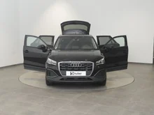 Audi Q2 30 TDI intense in brillantschwarz klar
