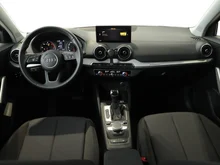 Audi Q2 30 TDI intense in brillantschwarz klar