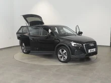 Audi Q2 30 TDI intense in brillantschwarz klar