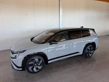 Škoda Peaq Sportline 90x in Stahl-Grau