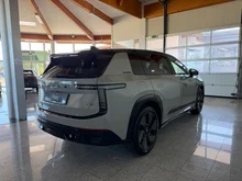 Škoda Peaq Sportline 90x in Stahl-Grau