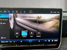VW Tiguan Sport eHybrid DSG 150 kW in Delfingrau Metallic