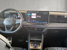 VW Tiguan Sport eHybrid DSG 150 kW in Delfingrau Metallic