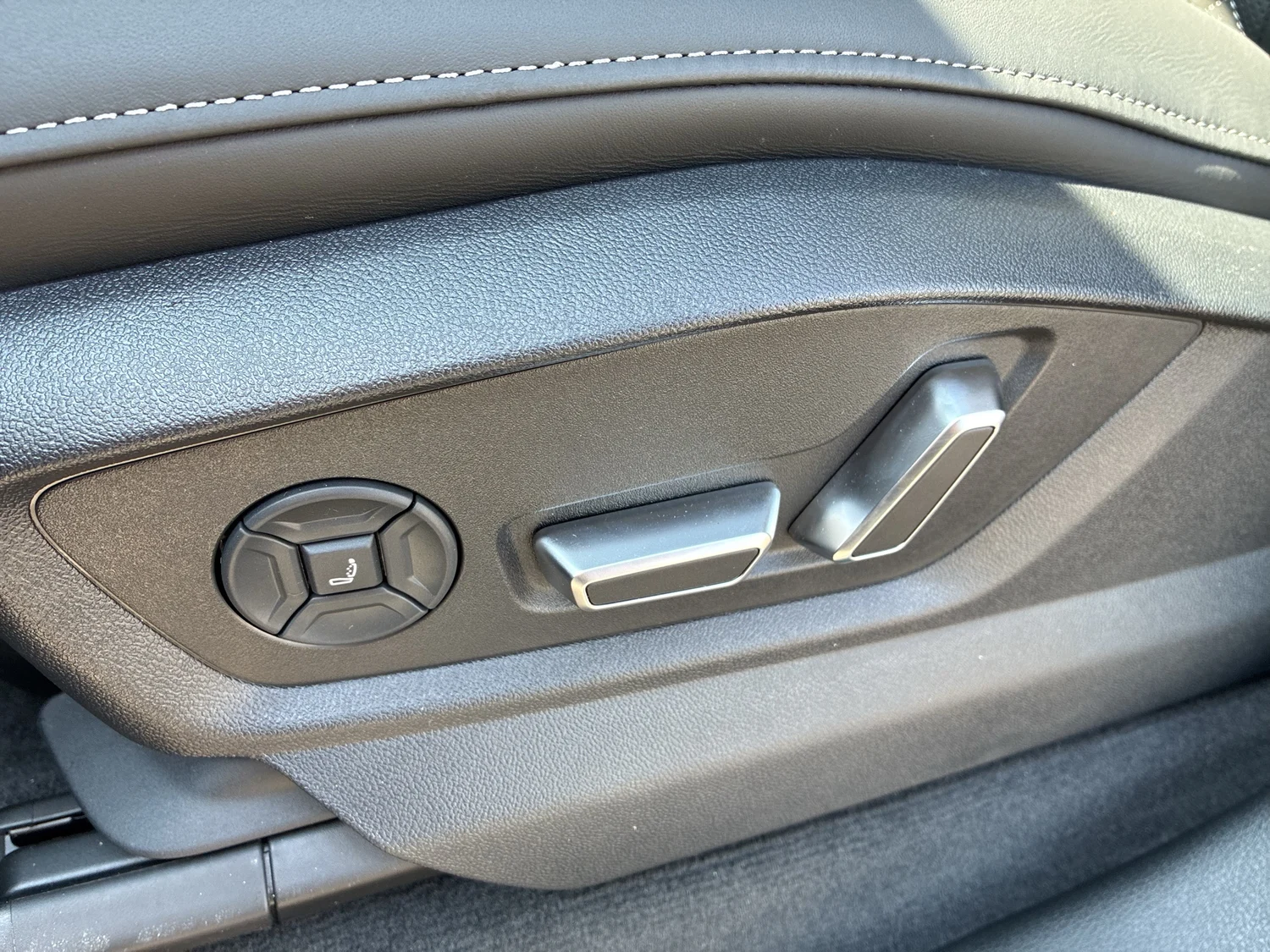 Bild eines Audi Q7 55 TFSI e quattro S line 290 kW