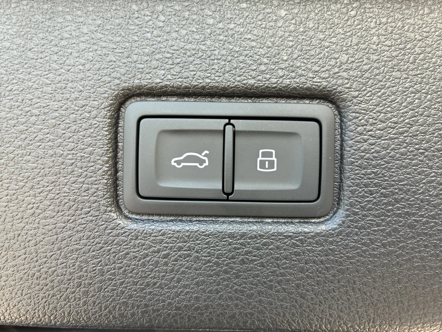 Bild eines Audi Q7 55 TFSI e quattro S line 290 kW