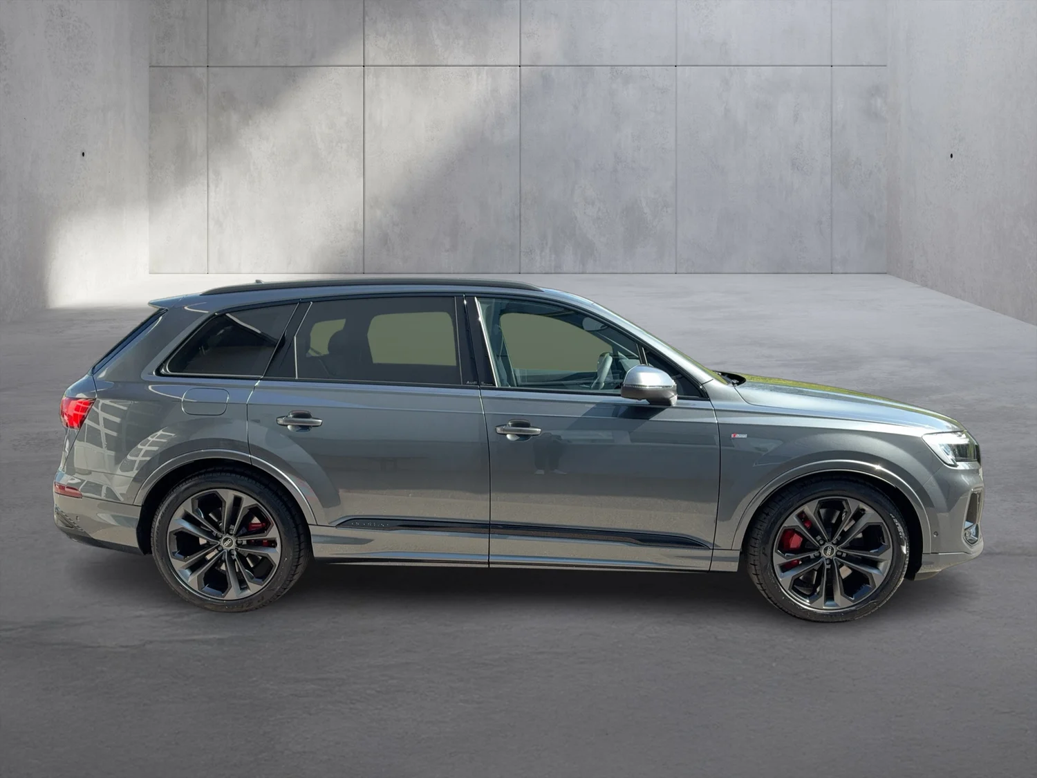 Bild eines Audi Q7 55 TFSI e quattro S line 290 kW