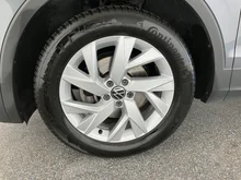 VW Tiguan Allspace Life TDI in PLATINUM GREY METALLIC