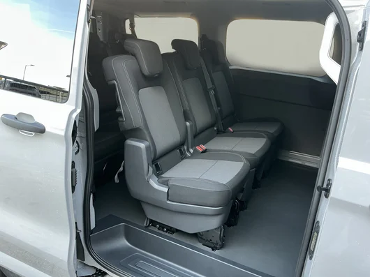 Bild eines VW Transporter Kombi TDI