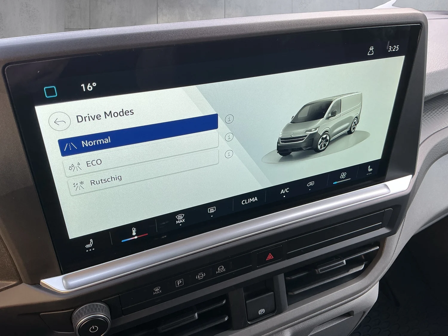 Bild eines VW Transporter Kombi TDI