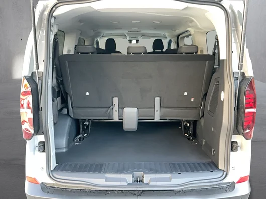 Bild eines VW Transporter Kombi TDI