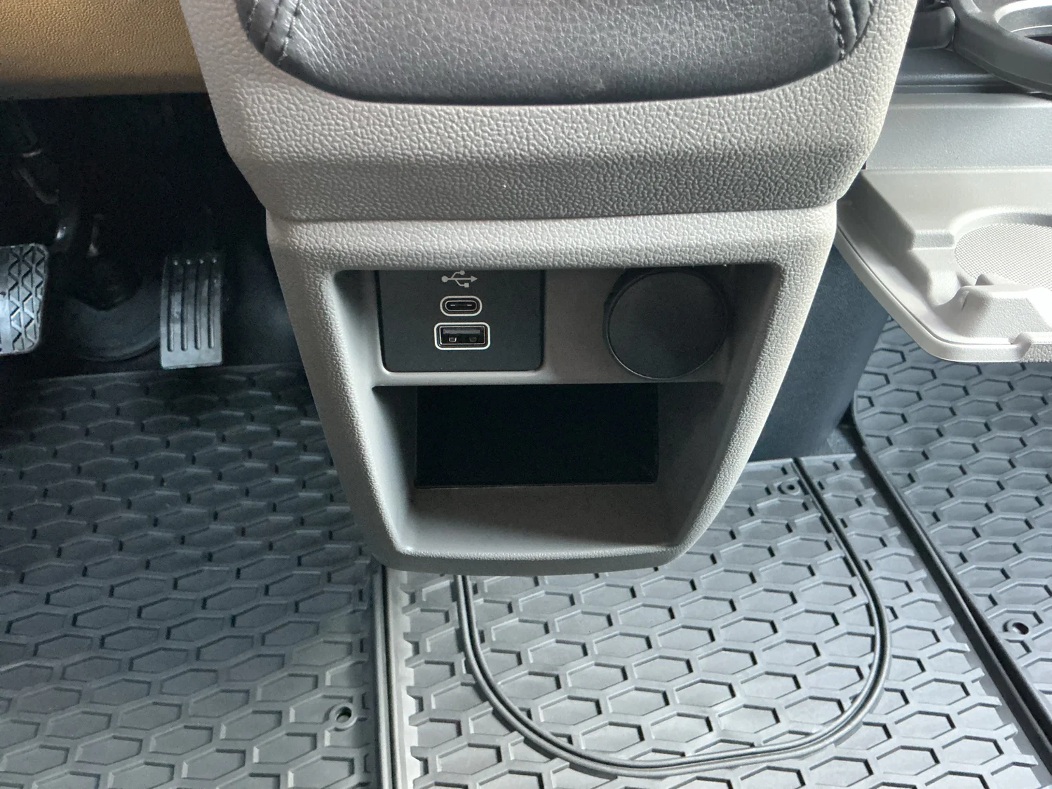 Bild eines VW Transporter Kombi TDI