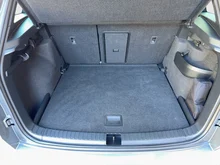 Škoda Karoq 4x4 Sportline TDI DSG in Graphit-Grau Metallic