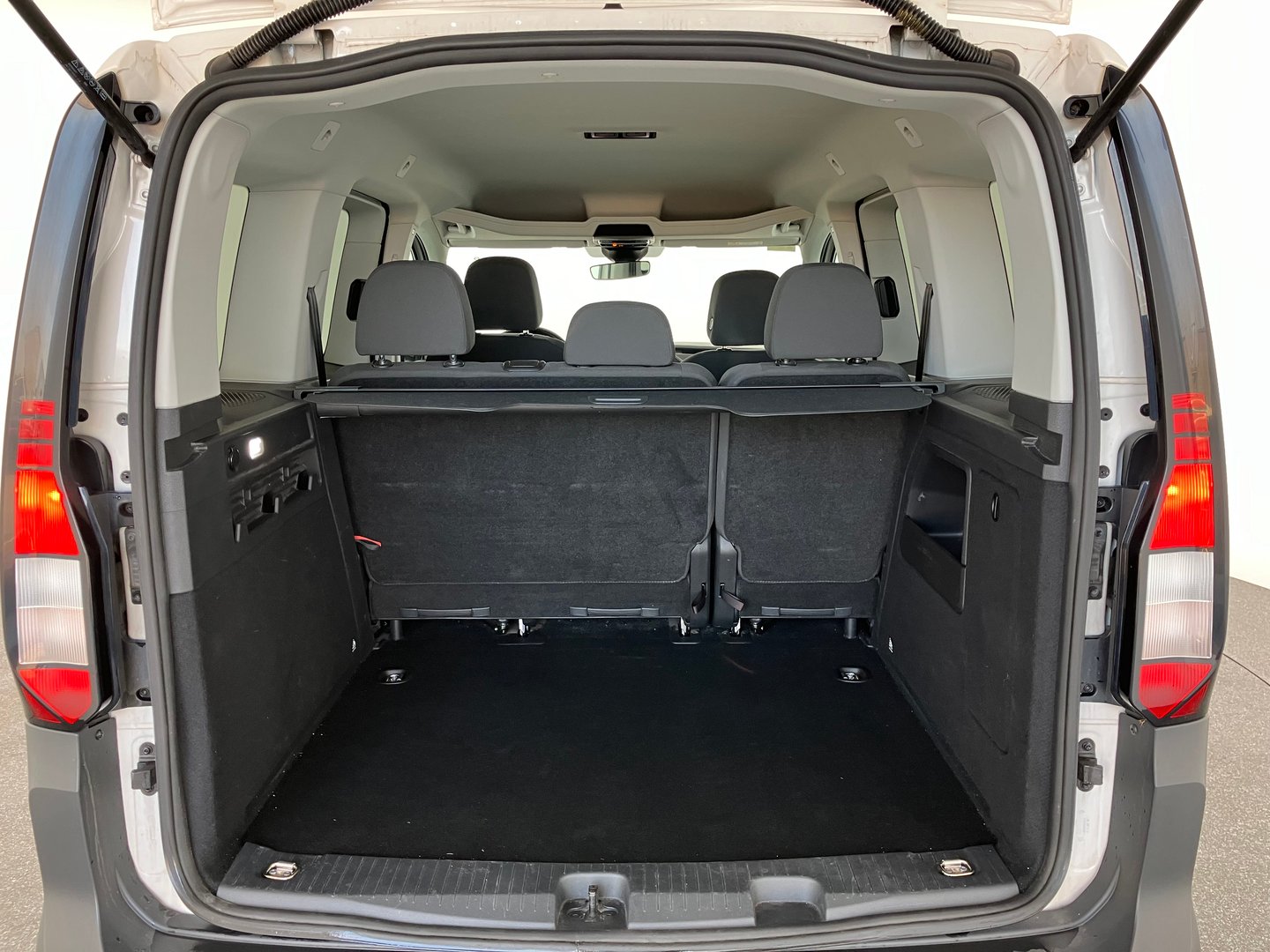 VW Caddy TDI | Bild 14 von 20