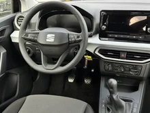 SEAT Arona Reference Edition 1.0 TSI in Nacht-Schwarz Metallic