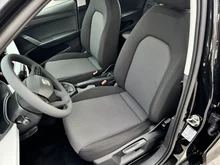 SEAT Arona Reference Edition 1.0 TSI in Nacht-Schwarz Metallic