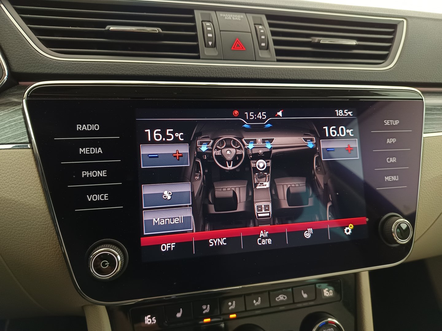 Škoda SUPERB Combi Style TDI DSG | Bild 22 von 34