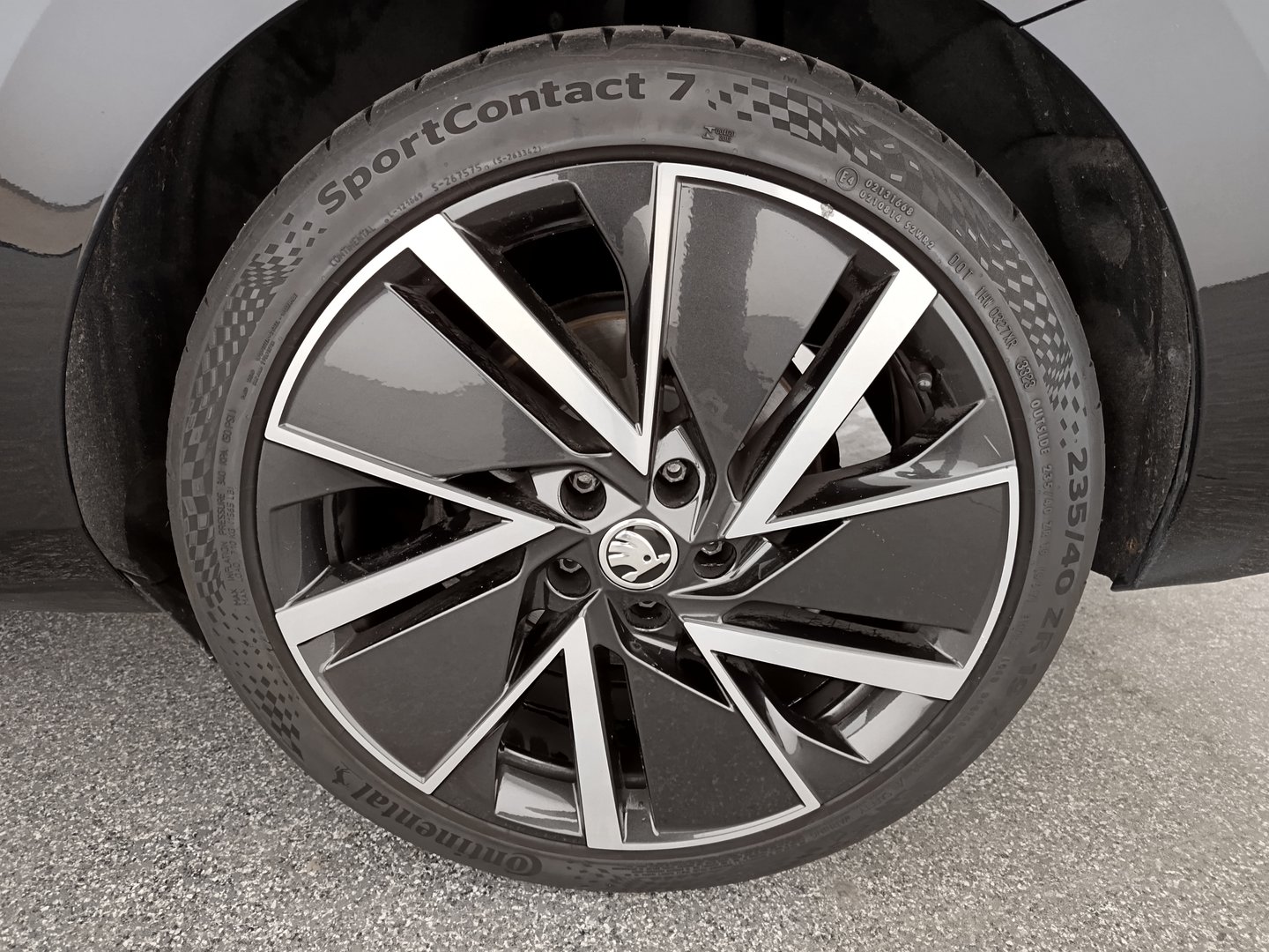 Škoda SUPERB Combi Style TDI DSG | Bild 9 von 34