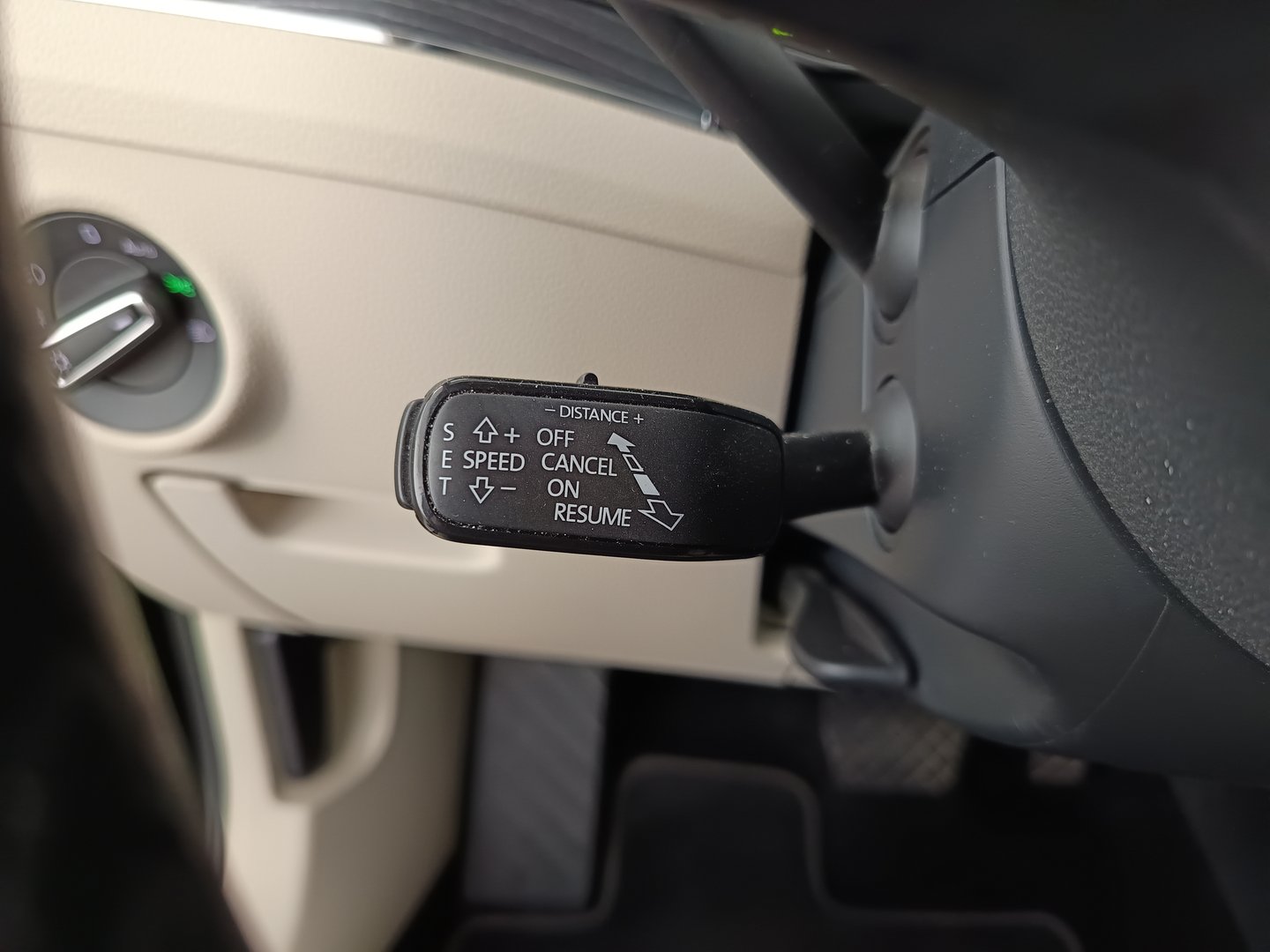 Škoda SUPERB Combi Style TDI DSG | Bild 18 von 34