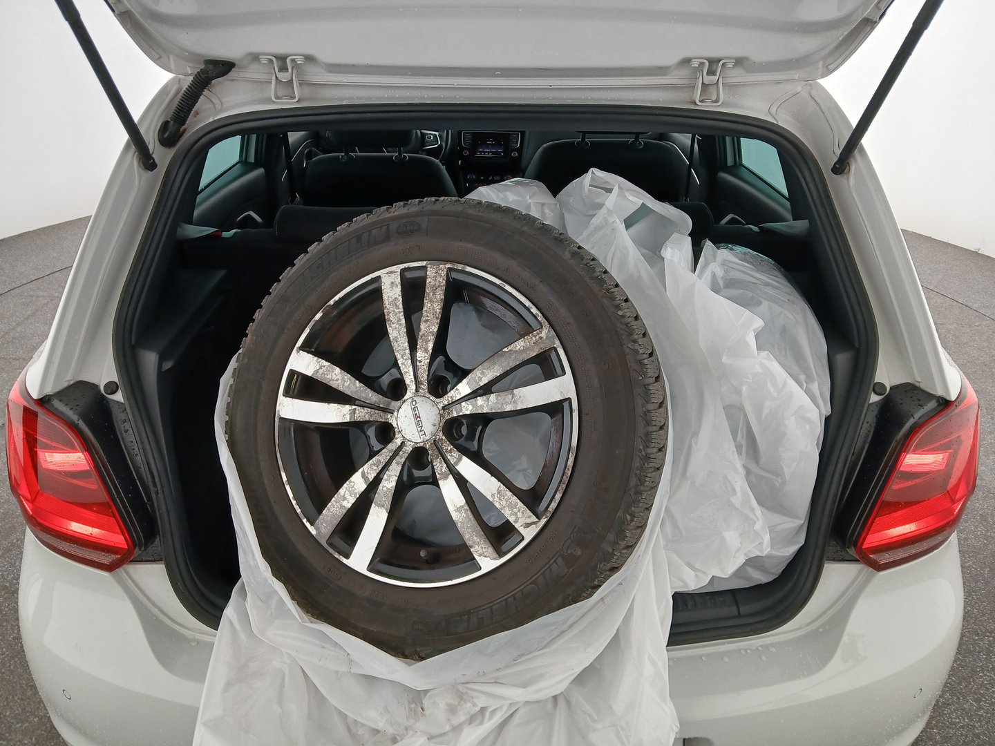 VW Polo Sport Austria TSI | Bild 26 von 29