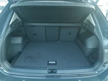 VW Tiguan Friends TDI 4MOTION DSG in Uranograu