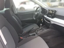 SEAT Arona Reference Edition 1.0 TSI in Candy-Weiß