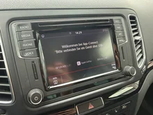 VW Sharan Business+ TDI SCR DSG 7-Sitzer in DEEP BLACK PERLEFFEKT