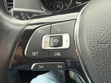 VW Sharan Business+ TDI SCR DSG 7-Sitzer in DEEP BLACK PERLEFFEKT