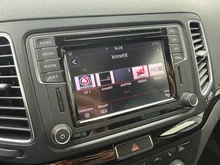 VW Sharan Business+ TDI SCR DSG 7-Sitzer in DEEP BLACK PERLEFFEKT