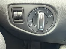 VW Sharan Business+ TDI SCR DSG 7-Sitzer in DEEP BLACK PERLEFFEKT