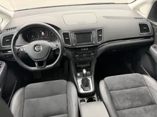 VW Sharan Business+ TDI SCR DSG 7-Sitzer in DEEP BLACK PERLEFFEKT