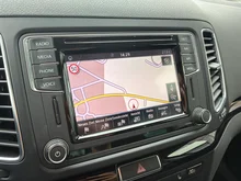 VW Sharan Business+ TDI SCR DSG 7-Sitzer in DEEP BLACK PERLEFFEKT